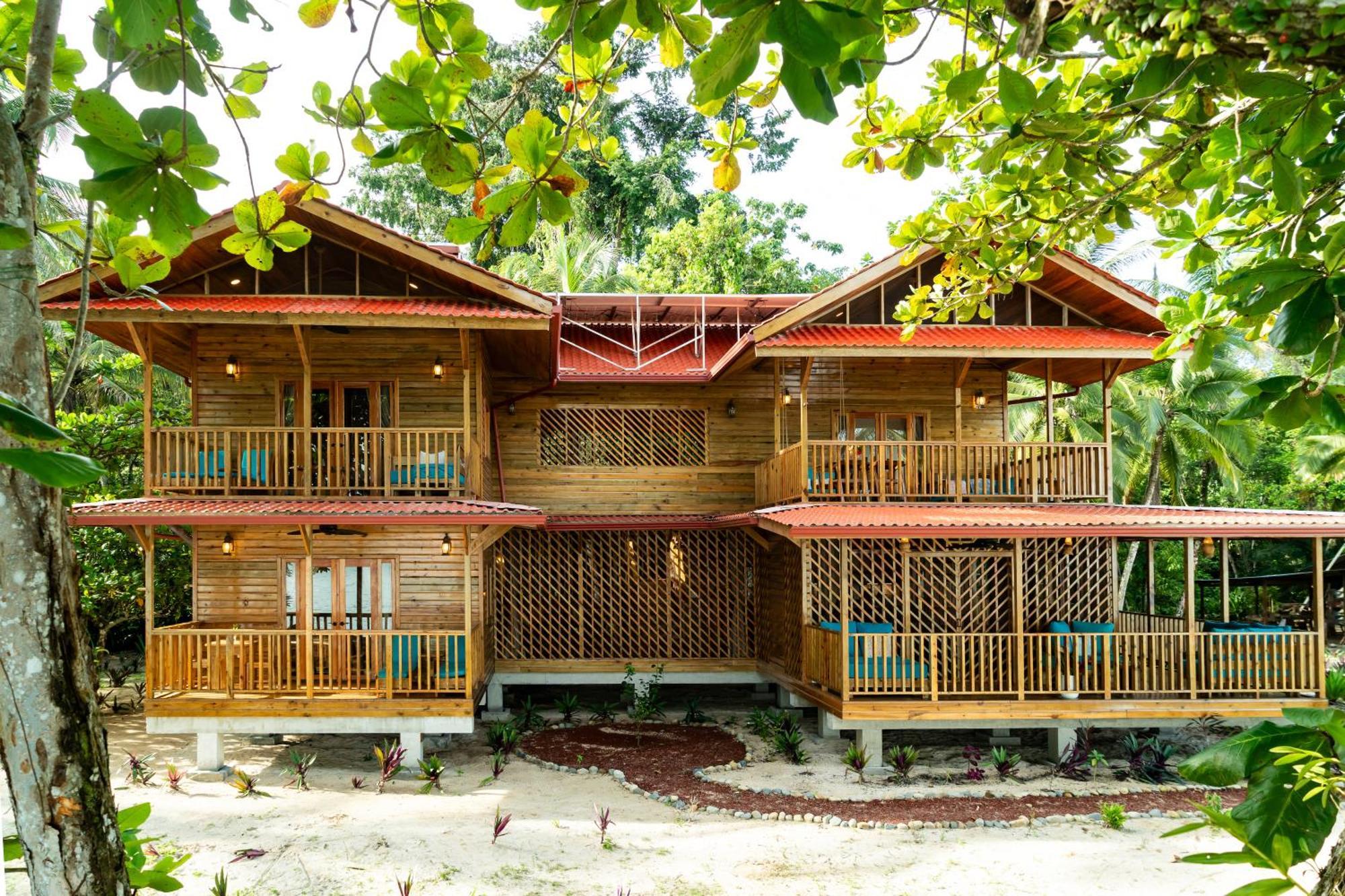 Casa Cayuco Eco-Adventure Lodge Μπόκας ντελ Τόρο Εξωτερικό φωτογραφία