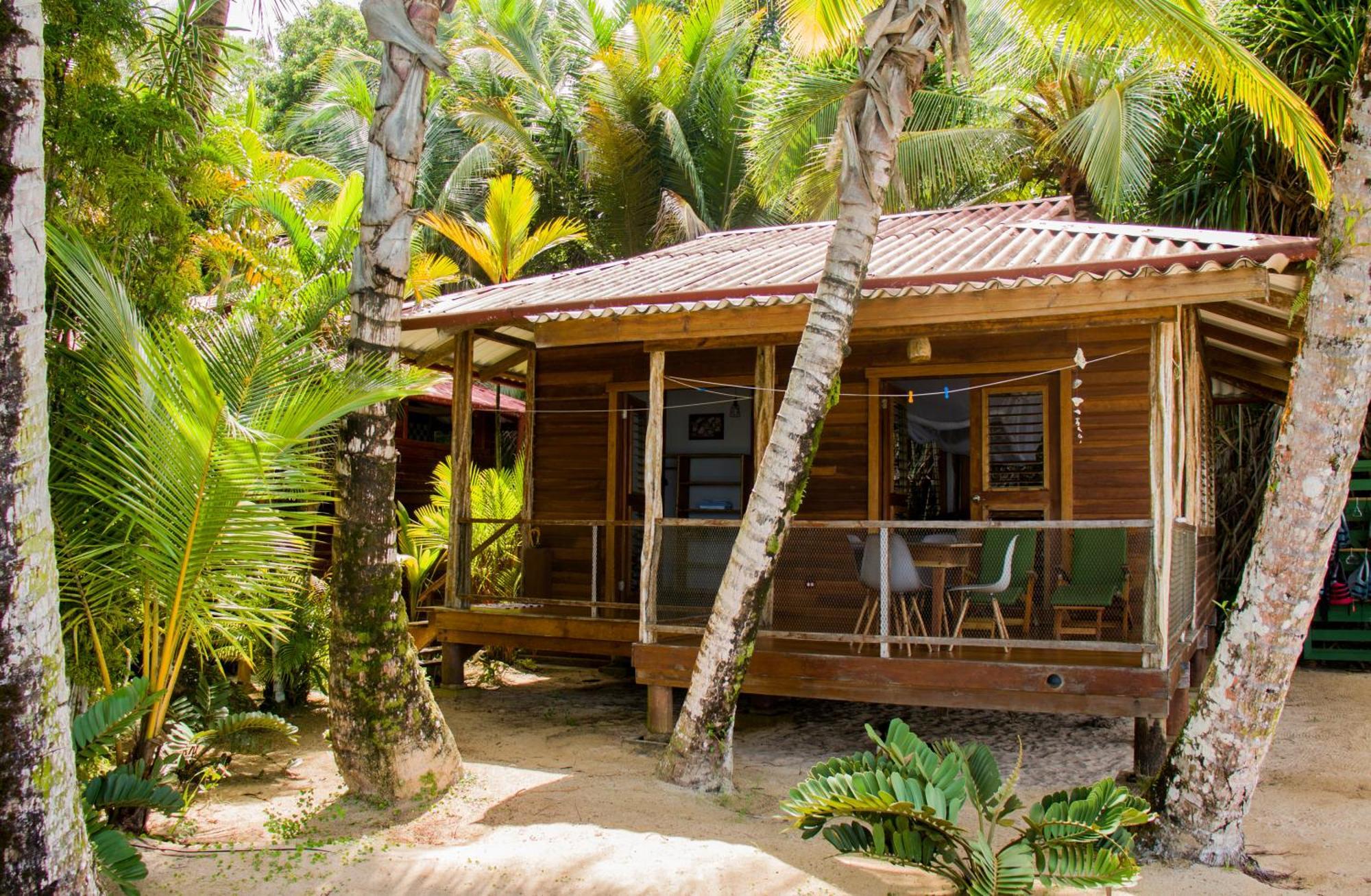 Casa Cayuco Eco-Adventure Lodge Μπόκας ντελ Τόρο Εξωτερικό φωτογραφία